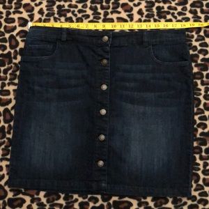 Daisy Fuentes Denim Skirt